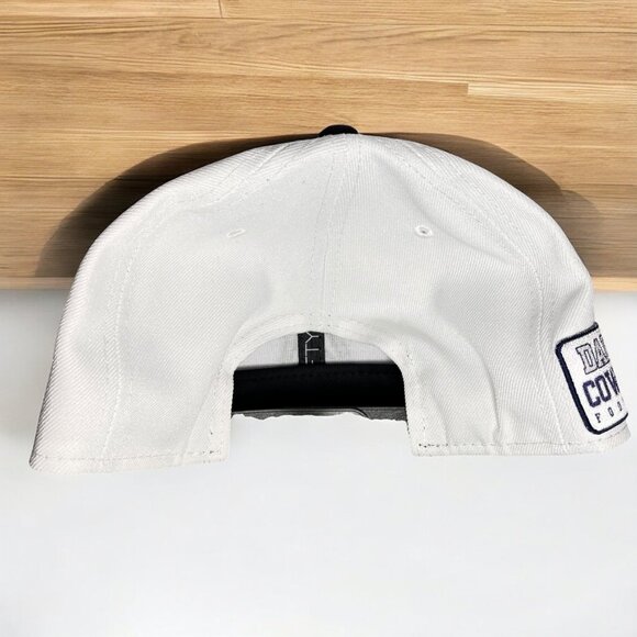 Dallas Cowboys New Era 9Fifty Snapback Cap Black/White Adjustable NFL Hat - Picture 7 of 7